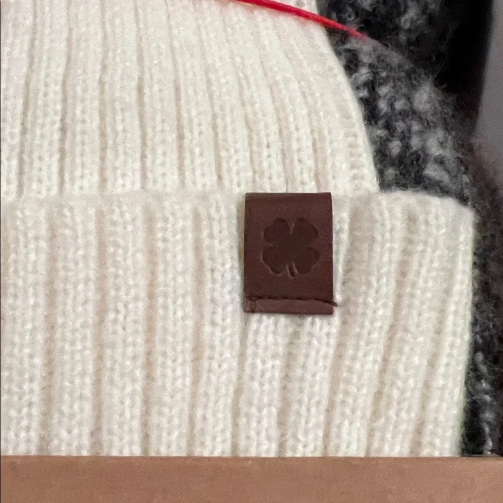 Lucky Brand Scarf & Pom Beanie Hat Set NWT Cream Winter Gift Box